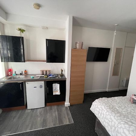 Bv Comfy Budget Studio At Quebec Street Bradford Bradford  Extérieur photo